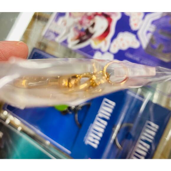 Honkai Impact 3rd Rita Umbral Rose BONUS Acrylic Keychain - Picture 2 of 3